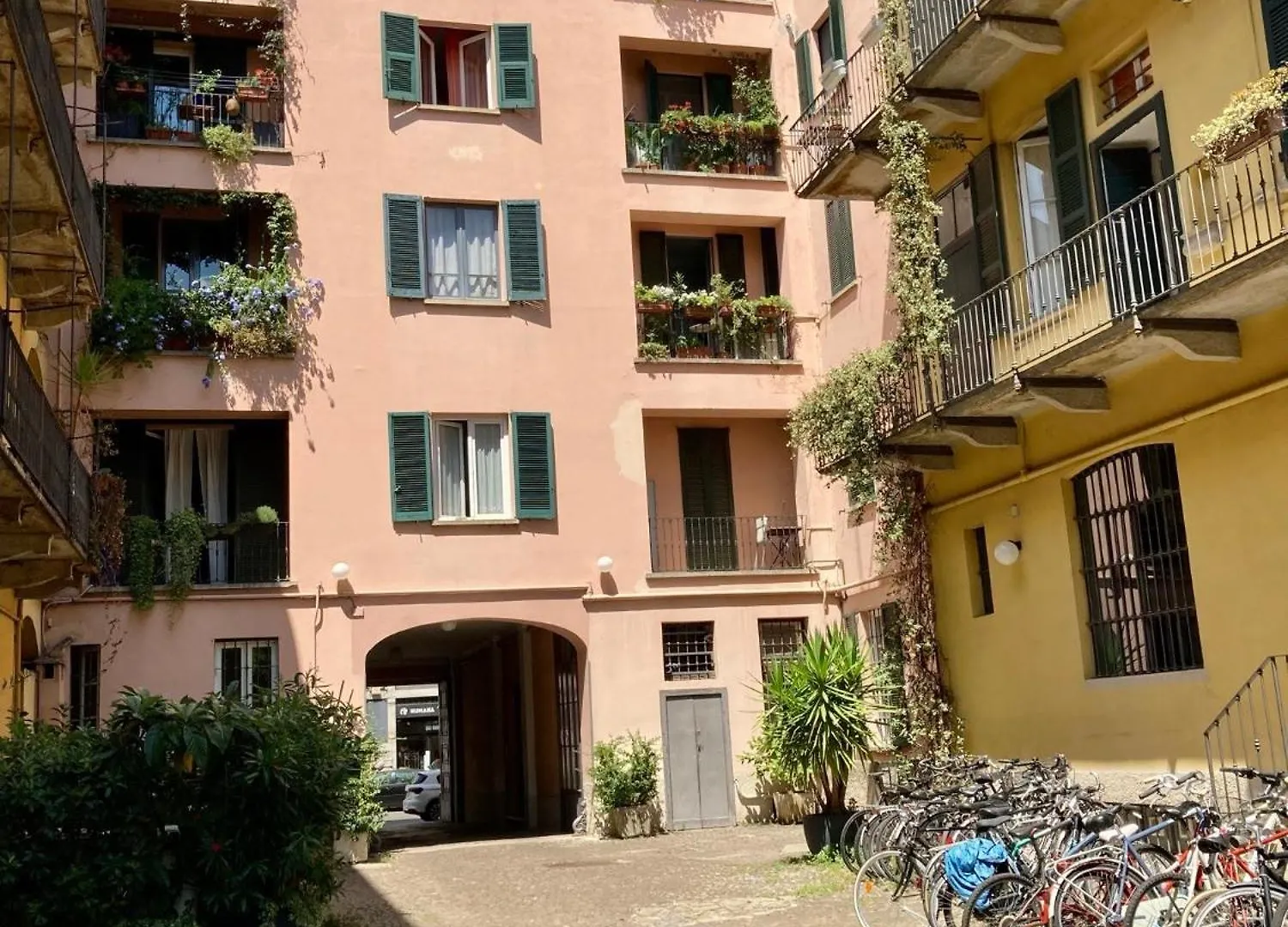 Design District - Milan Apartment